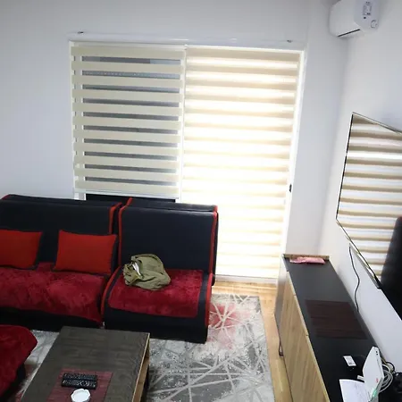 Stan Na Dan Bulevar Apartment *